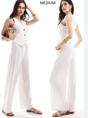 House of Harlow 1960 White Wide-Leg set